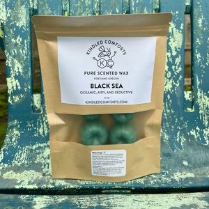 SALE Black Sea 100% Beeswax Scented Wax Cubes Melts